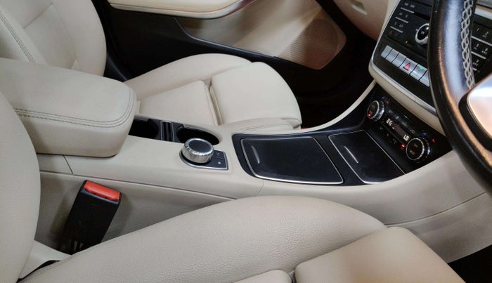 2019 Mercedes Benz GLA Class 200 D Sports, Diesel, Automatic, 45,186 km, Gear Lever