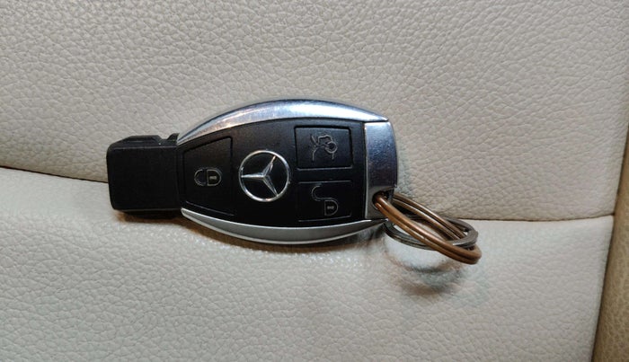 2019 Mercedes Benz GLA Class 200 D Sports, Diesel, Automatic, 45,186 km, Key Close Up