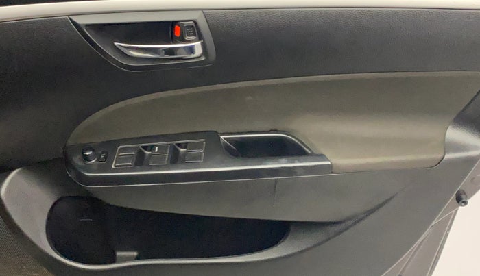 2016 Maruti Swift VXI O, Petrol, Manual, 52,601 km, Driver Side Door Panels Control