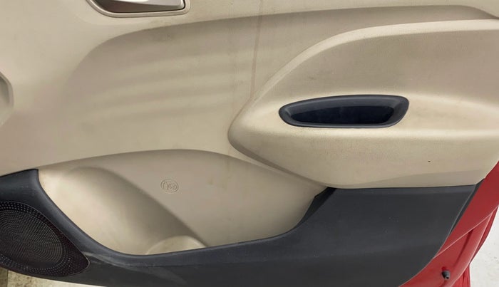 2018 Hyundai NEW SANTRO SPORTZ AMT, Petrol, Automatic, 69,331 km, Driver Side Door Panels Control