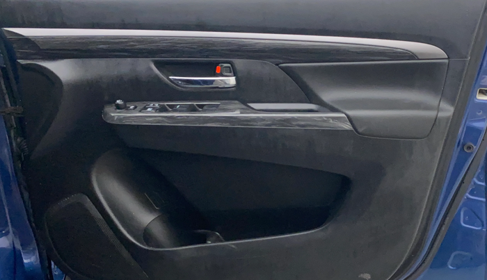 2020 Maruti XL6 ALPHA MT, Petrol, Manual, 41,220 km, Driver Side Door Panels Control