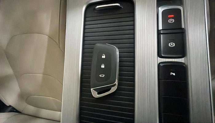 2023 MG HECTOR SAVVY PRO 1.5 TURBO CVT PETROL, Petrol, Automatic, 9,745 km, Key Close Up