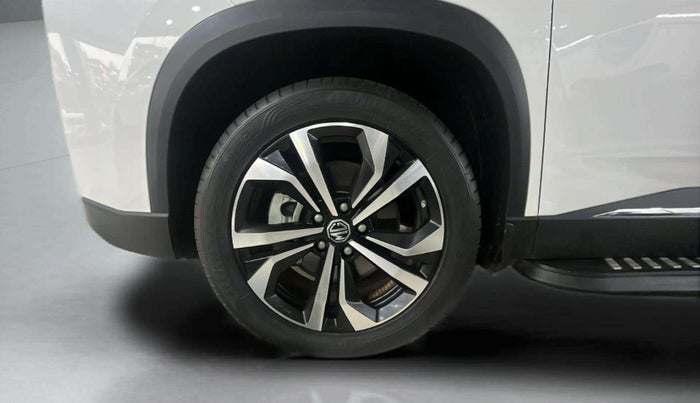 2023 MG HECTOR SAVVY PRO 1.5 TURBO CVT PETROL, Petrol, Automatic, 9,745 km, Left Rear Wheel