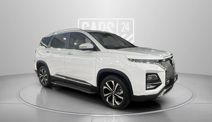 2023 MG HECTOR SAVVY PRO 1.5 TURBO CVT PETROL, Petrol, Automatic, 9,745 km, Right Front Diagonal