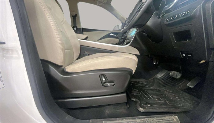 2023 MG HECTOR SAVVY PRO 1.5 TURBO CVT PETROL, Petrol, Automatic, 9,745 km, Driver Side Adjustment Panel
