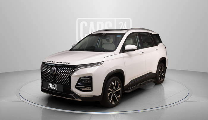 2023 MG HECTOR SAVVY PRO 1.5 TURBO CVT PETROL, Petrol, Automatic, 9,745 km, Left Front Diagonal