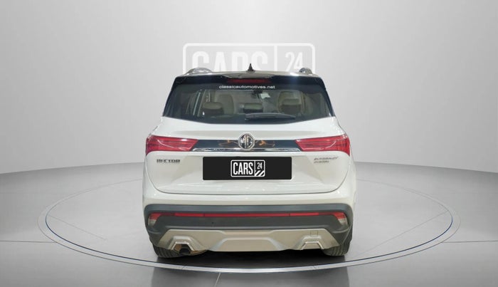 2022 MG HECTOR SHARP 1.5 CVT PETROL DUAL TONE, Petrol, Automatic, 30,158 km, Back/Rear