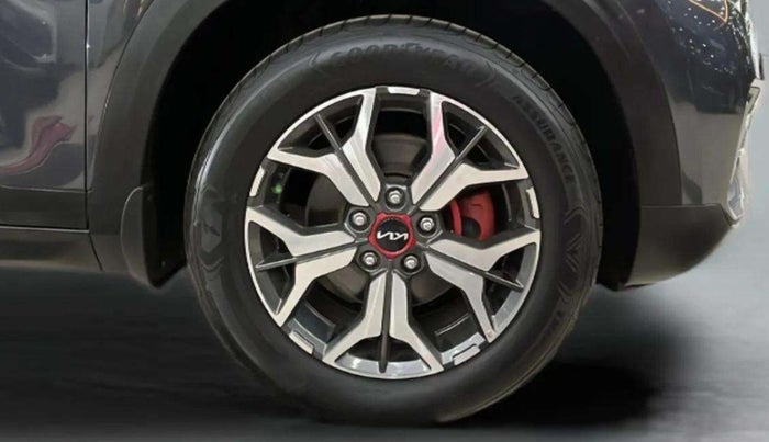 2022 KIA SELTOS GTX PLUS 1.5 DIESEL AT, Diesel, Automatic, 47,350 km, Right Front Wheel