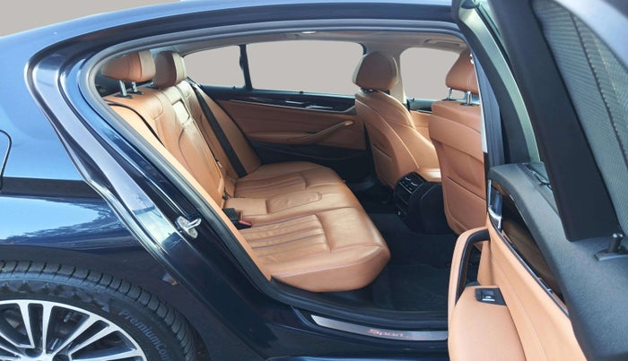 2017 BMW 5 Series 530 i sports line, Petrol, Automatic, 69,490 km, Right Side Rear Door Cabin