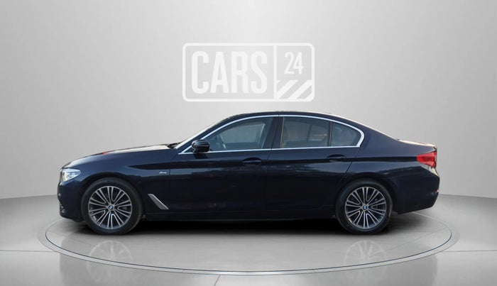 2017 BMW 5 Series 530 i sports line, Petrol, Automatic, 69,490 km, Left Side
