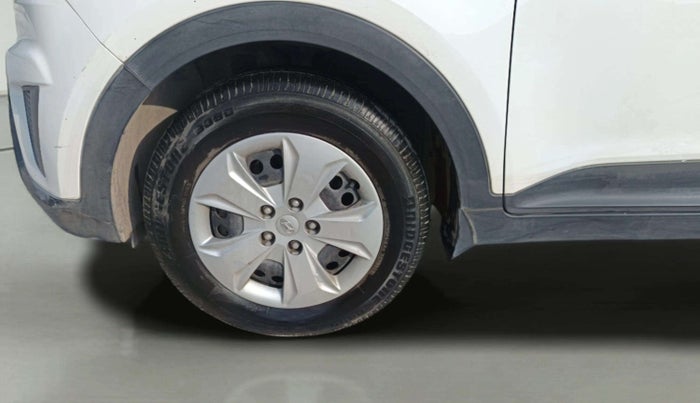 2017 Hyundai Creta E PLUS 1.6 PETROL, Petrol, Manual, 1,08,968 km, Left Front Wheel