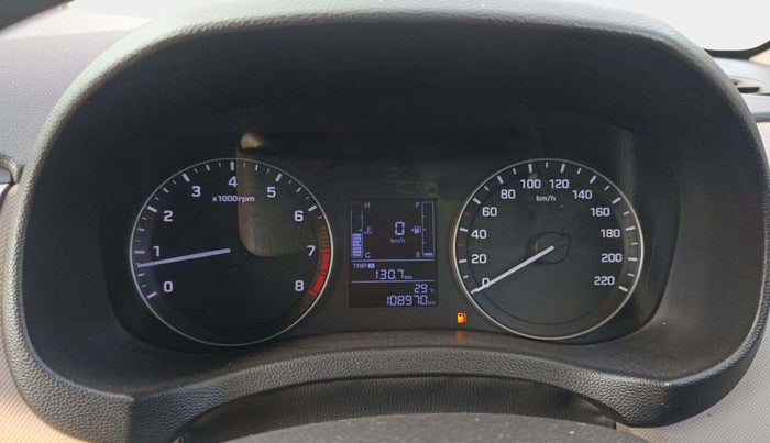 2017 Hyundai Creta E PLUS 1.6 PETROL, Petrol, Manual, 1,08,968 km, Odometer Image