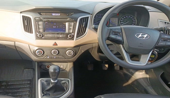 2017 Hyundai Creta E PLUS 1.6 PETROL, Petrol, Manual, 1,08,968 km, Air Conditioner