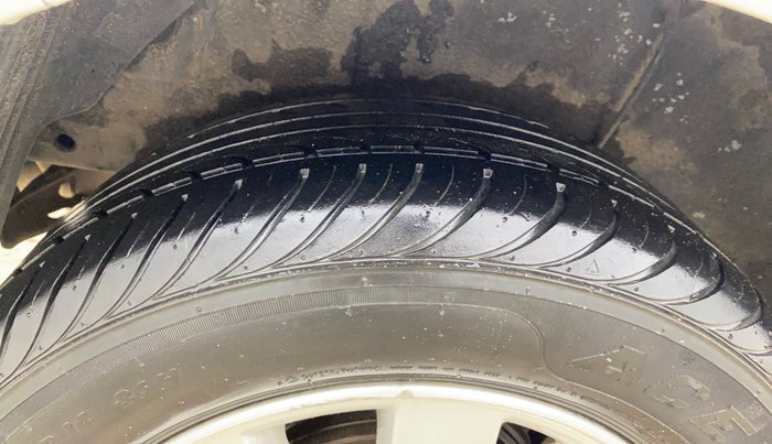 2013 Hyundai i20 SPORTZ 1.2, Petrol, Manual, 46,733 km, Right Rear Tyre Tread