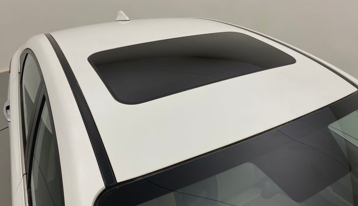 2019 Hyundai Verna 1.6 SX VTVT (O), Petrol, Manual, 30,979 km, Roof