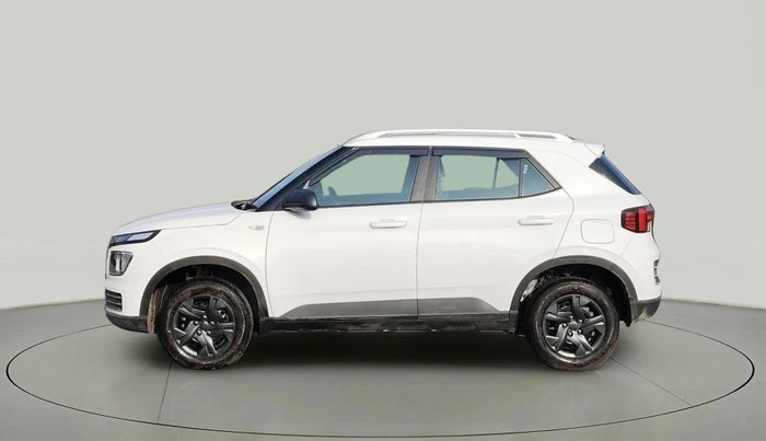 2025 Hyundai VENUE E Plus 1.2 Petrol, Petrol, Manual, 1,090 km, Left Side