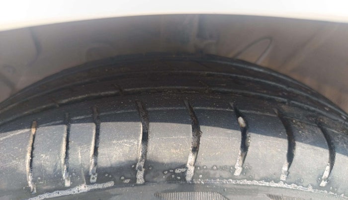 2019 Hyundai NEW SANTRO ERA, Petrol, Manual, 79,042 km, Left Rear Tyre Tread