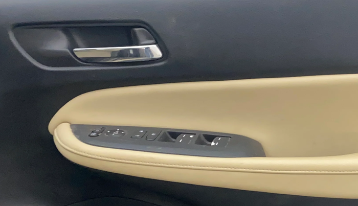 2021 Honda City 1.5L I-VTEC ZX, Petrol, Manual, 37,772 km, Driver Side Door Panels Control