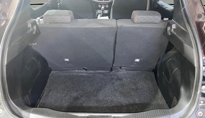 2022 Renault Kiger RXZ MT, Petrol, Manual, 10,893 km, Boot Inside