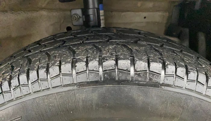 2015 Maruti Swift Dzire VXI, Petrol, Manual, 12,345 km, Right Front Tyre Tread
