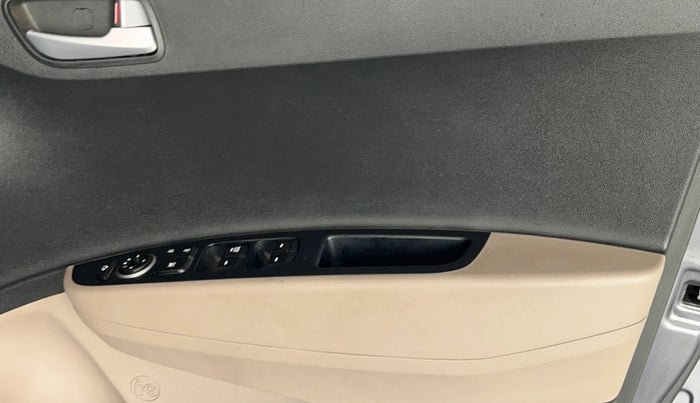 2019 Hyundai Grand i10 ASTA 1.2 KAPPA VTVT, Petrol, Manual, 49,112 km, Driver Side Door Panels Control