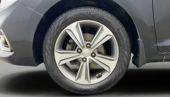 2019 Hyundai Verna 1.6 VTVT SX, Petrol, Manual, 50 km, Left Front Wheel