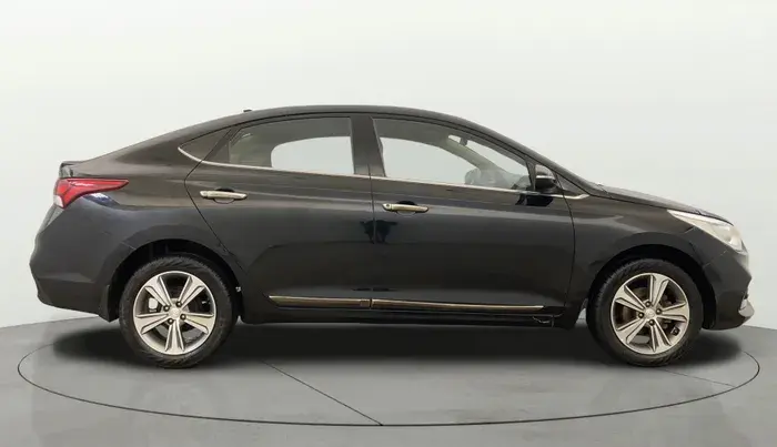 2019 Hyundai Verna 1.6 VTVT SX, Petrol, Manual, 50 km, Right Side