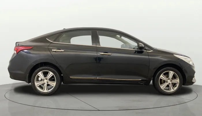 2019 Hyundai Verna 1.6 VTVT SX, Petrol, Manual, 50 km, Right Side