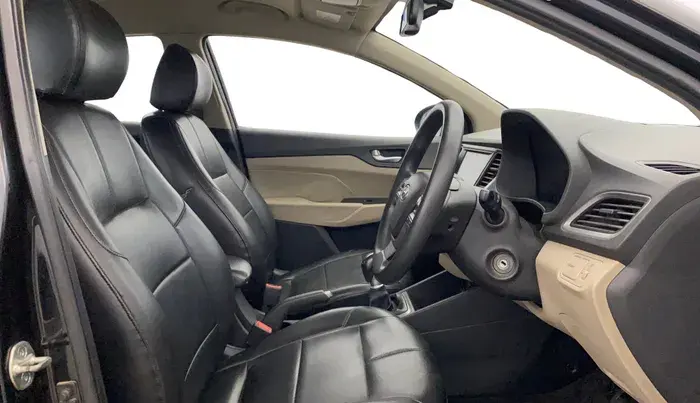2019 Hyundai Verna 1.6 VTVT SX, Petrol, Manual, 50 km, Right Side Front Door Cabin