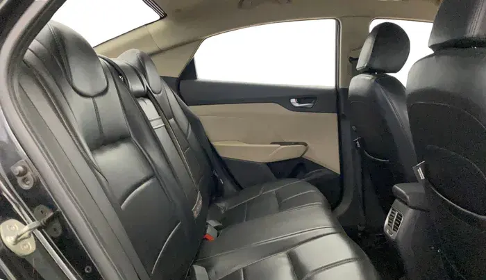 2019 Hyundai Verna 1.6 VTVT SX, Petrol, Manual, 50 km, Right Side Rear Door Cabin