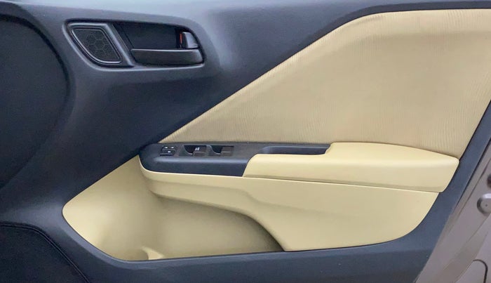 2014 Honda City 1.5L I-DTEC V, Diesel, Manual, 12,345 km, Driver Side Door Panels Control