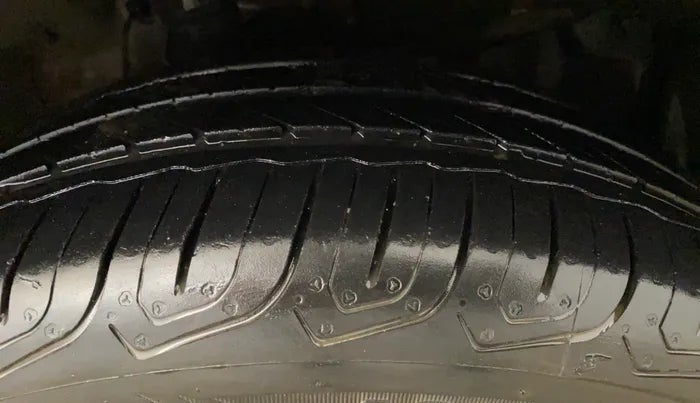 2014 Honda City 1.5L I-DTEC V, Diesel, Manual, 12,345 km, Right Front Tyre Tread