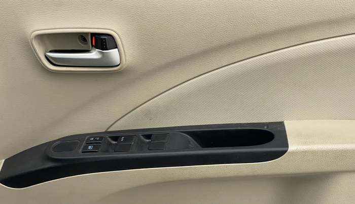 2019 Maruti Celerio VXI, Petrol, Manual, 16,993 km, Driver Side Door Panels Control