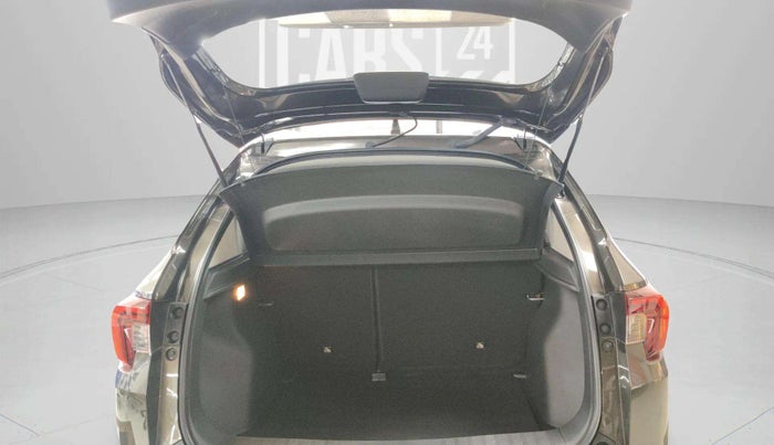 2023 Honda ELEVATE ZX CVT, Petrol, Automatic, 7,948 km, Boot Door Open
