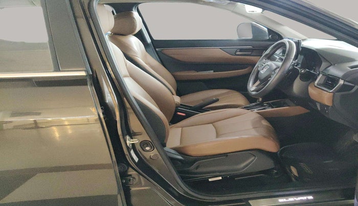 2023 Honda ELEVATE ZX CVT, Petrol, Automatic, 7,948 km, Right Side Front Door Cabin