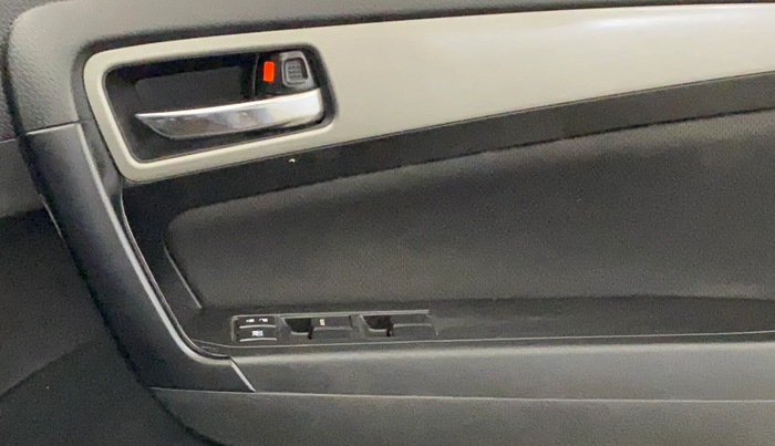 2018 Maruti Vitara Brezza ZDI, Diesel, Manual, 78,858 km, Driver Side Door Panels Control