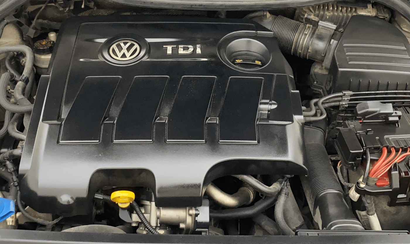 2018 Volkswagen Ameo HIGHLINE1.5L, Diesel, Manual, 1,10,747 km, Engine View