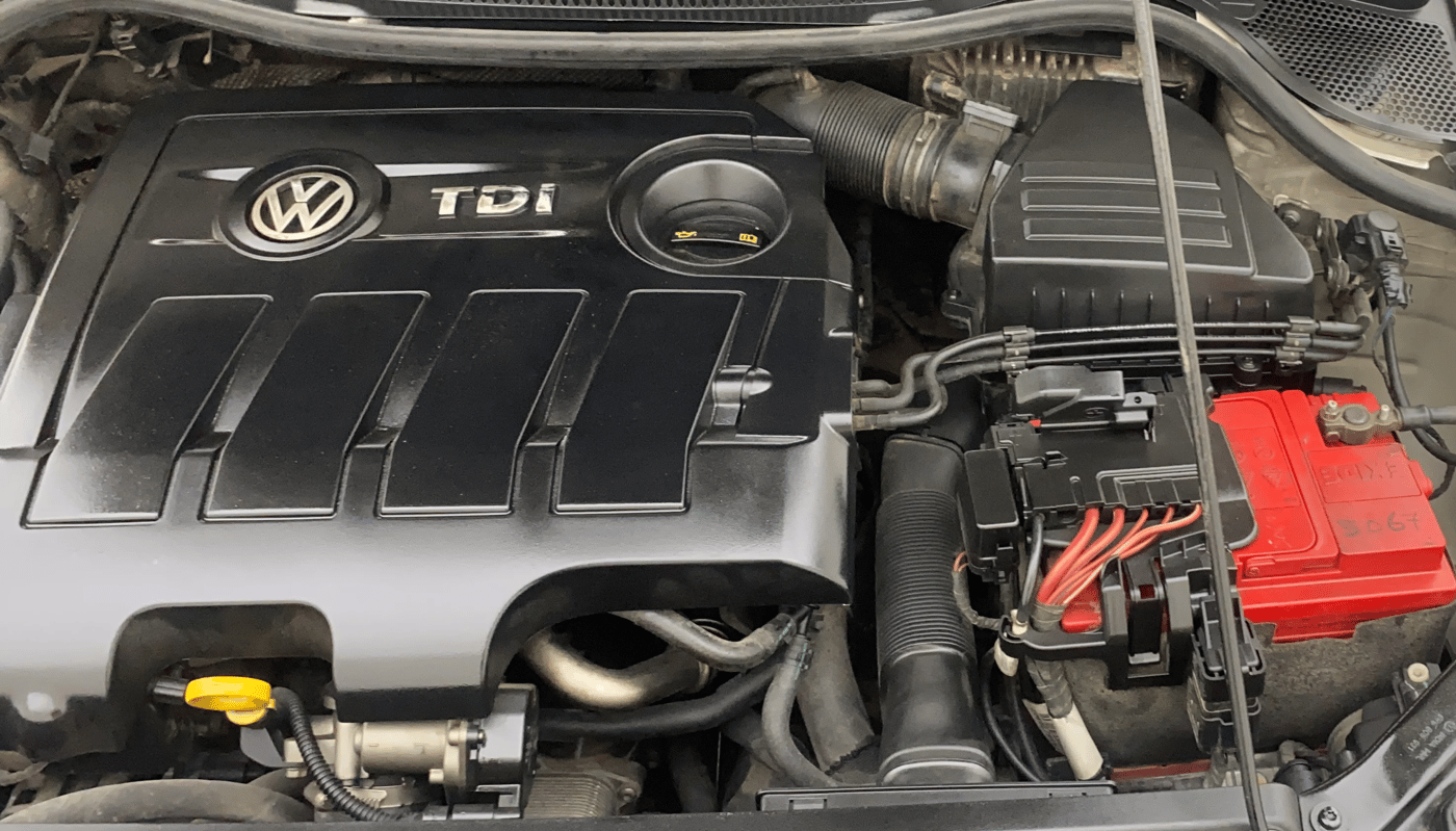 2018 Volkswagen Ameo HIGHLINE1.5L, Diesel, Manual, 1,10,747 km, Engine View - Left