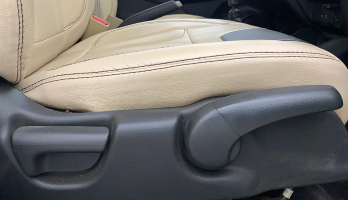 2015 Honda Jazz 1.2L I-VTEC V, Petrol, Manual, 35,885 km, Driver Side Adjustment Panel