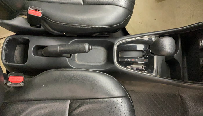 2020 Honda Amaze 1.2L I-VTEC VX CVT, Petrol, Automatic, 57,822 km, Gear Lever