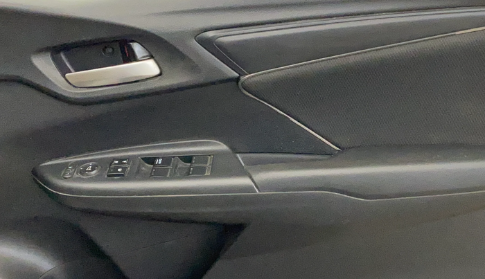 2019 Honda WR-V 1.2L I-VTEC S MT, CNG, Manual, 64,372 km, Driver Side Door Panels Control