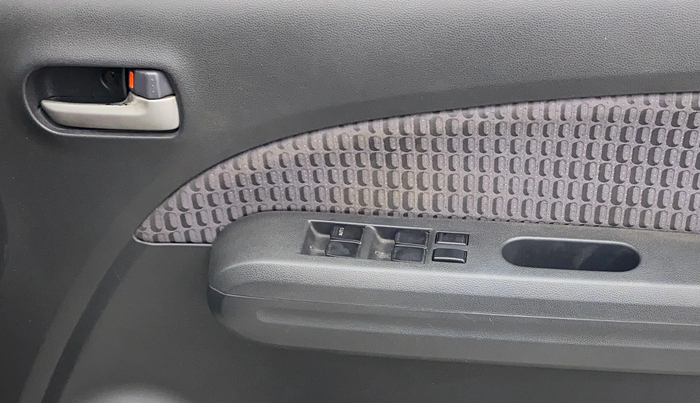 2015 Maruti Ritz VXI, Petrol, Manual, 62,940 km, Driver Side Door Panels Control
