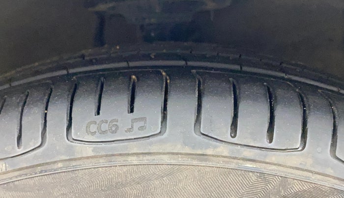 2019 Hyundai Grand i10 MAGNA 1.2 KAPPA VTVT, Petrol, Manual, 46,742 km, Right Front Tyre Tread