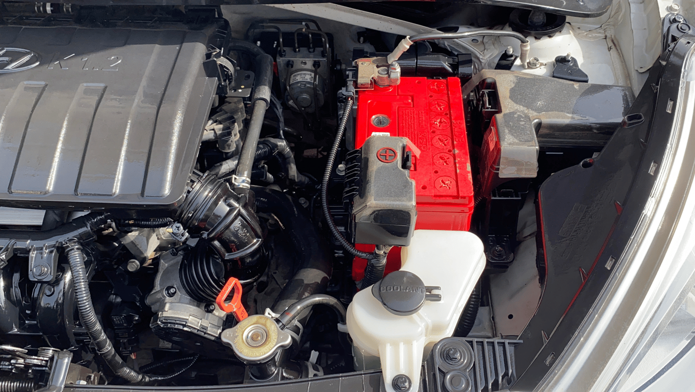 2019 Hyundai Grand i10 SPORTZ AT 1.2 KAPPA VTVT, Petrol, Automatic, 32,576 km, Engine View - Left