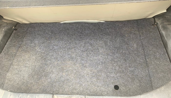 2019 Maruti Alto VXI, Petrol, Manual, 32,995 km, Boot Inside
