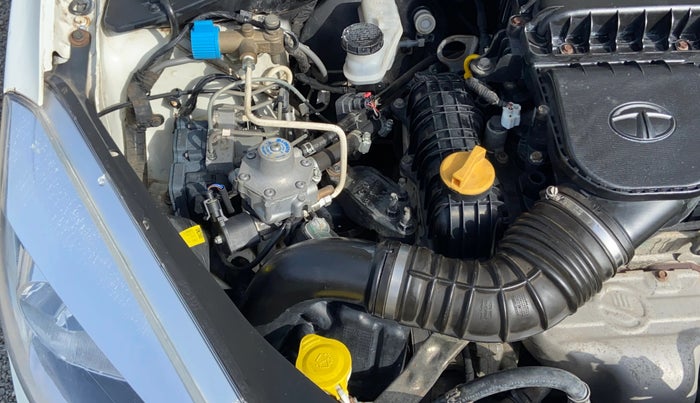 2019 Tata Tiago XZ PETROL, CNG, Manual, 43,107 km, Engine View - Right