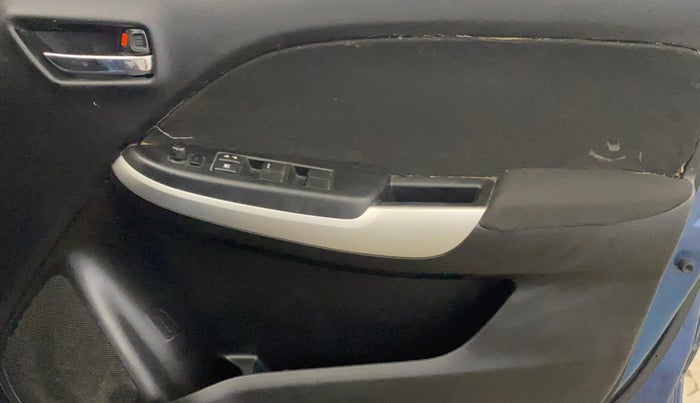 2015 Maruti Baleno DELTA PETROL 1.2, Petrol, Manual, 77,849 km, Driver Side Door Panels Control