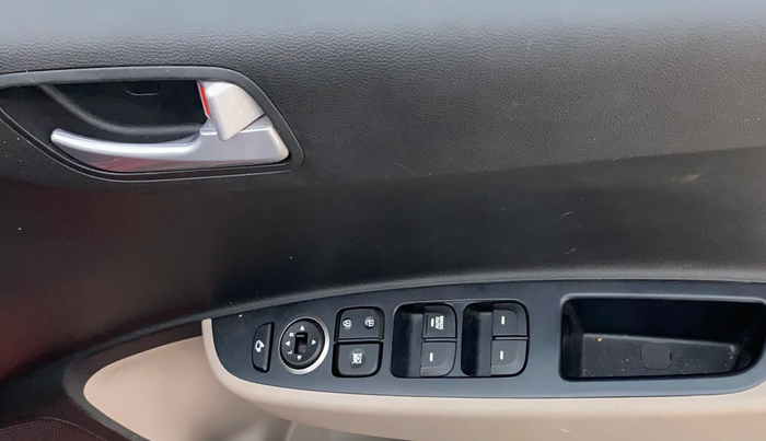 2019 Hyundai Grand i10 ASTA 1.2 KAPPA VTVT, Petrol, Manual, 22,337 km, Driver Side Door Panels Control