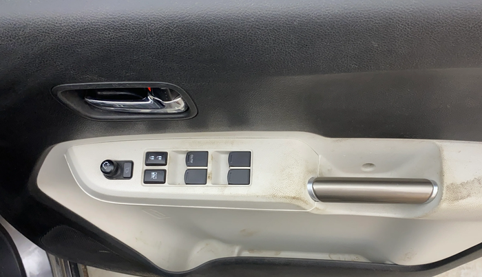 2018 Maruti IGNIS ZETA 1.2, Petrol, Manual, 32,795 km, Driver Side Door Panels Control