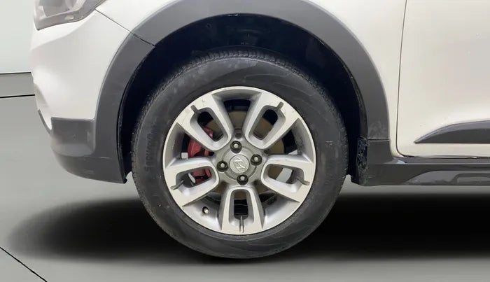 2019 Hyundai i20 Active 1.2 S, Petrol, Manual, 49,684 km, Left Front Wheel